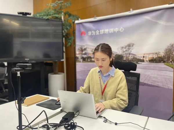 pa旗舰刘丽辰