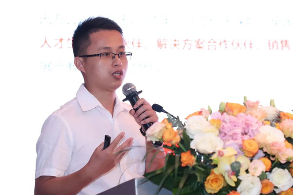 pa旗舰邱韶杰
