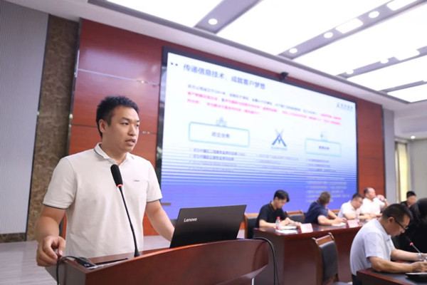 pa旗舰手艺华中区交付与效劳部总监潘阳